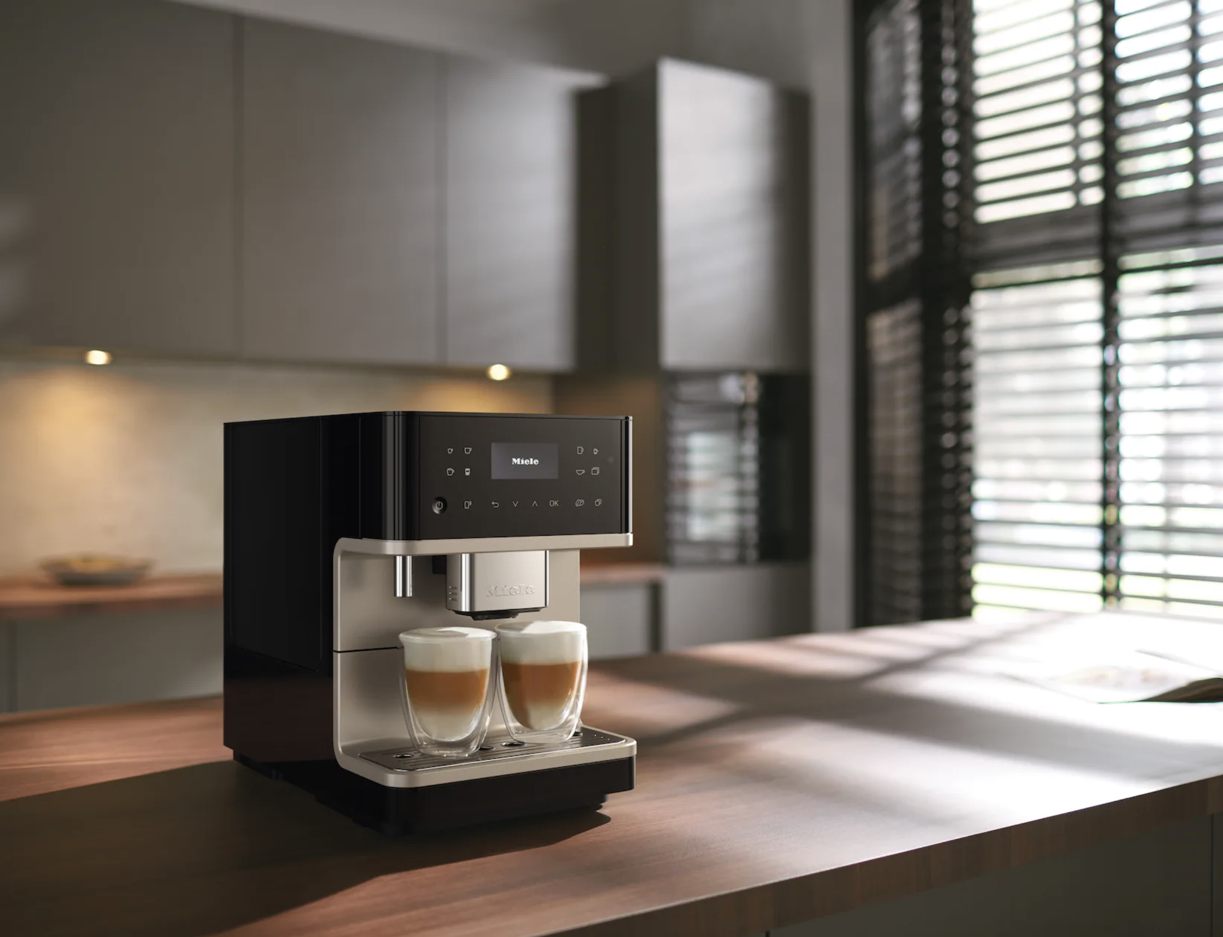 MIELE CM6360MILKPERFECTIONOBCM espresso machine