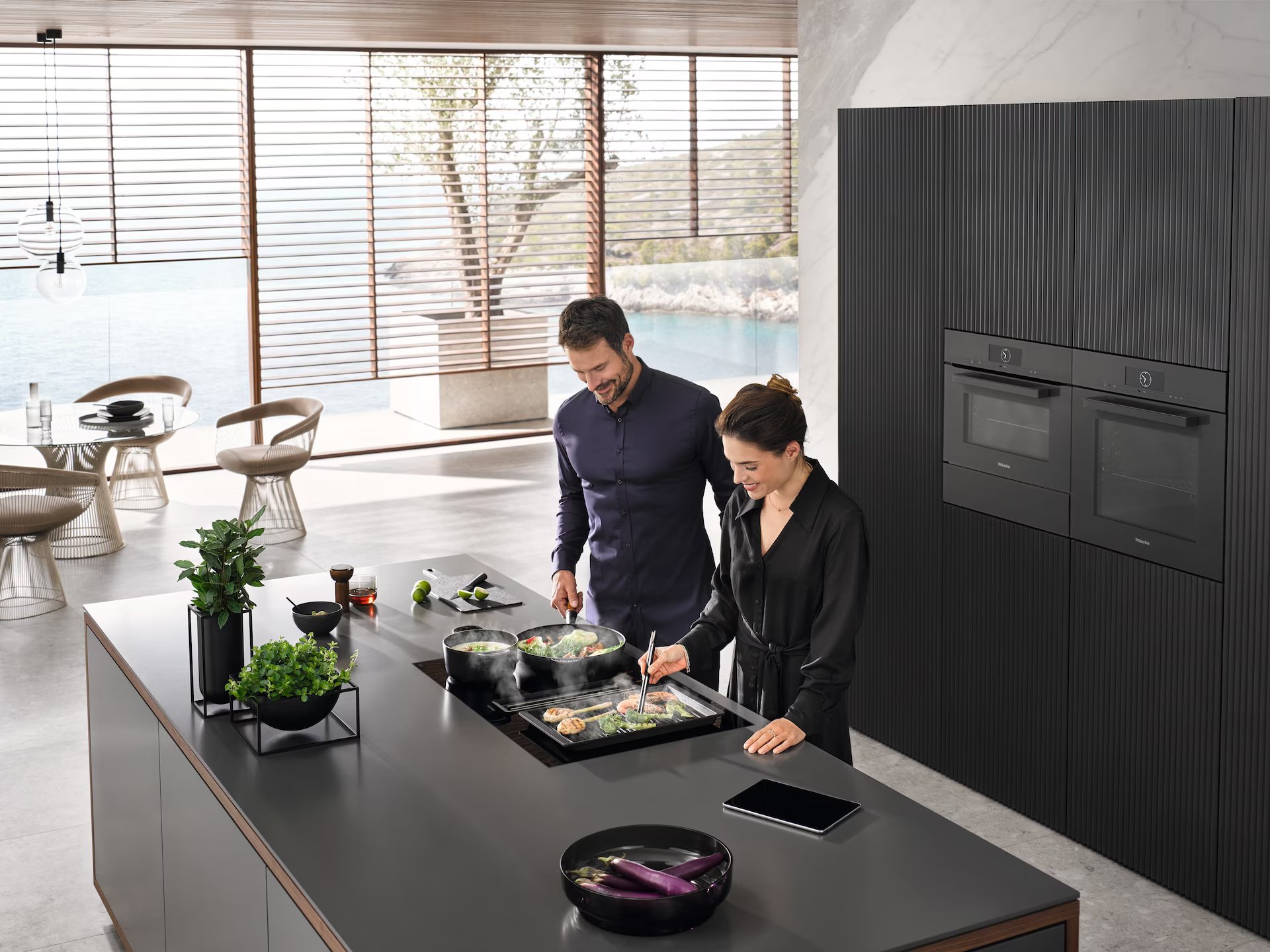 MIELE KMDA7473-1FLSILENCEBLACK