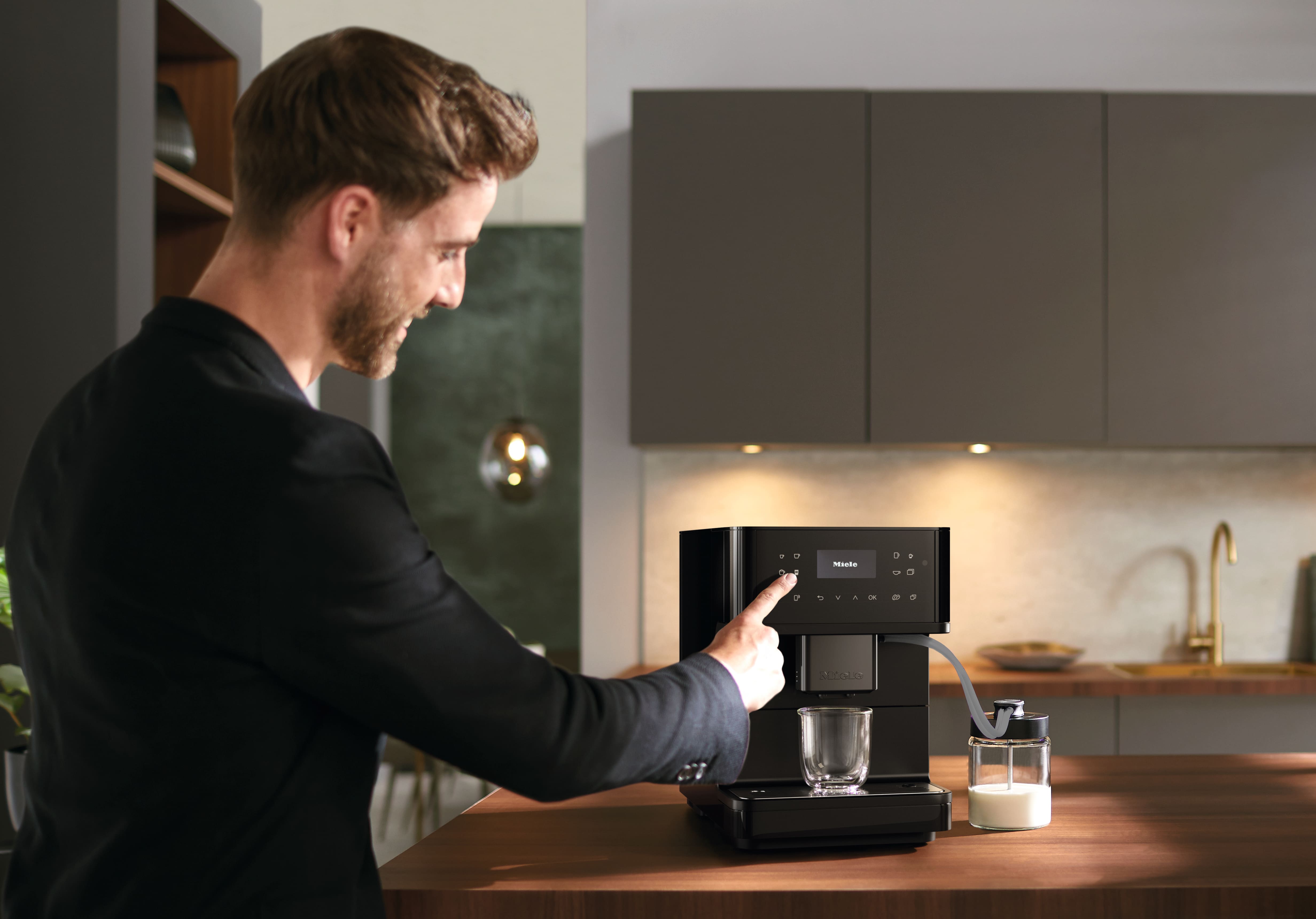 MIELE CM6360125EDITIONOBSW/MATT 125 EDITION espresso machine