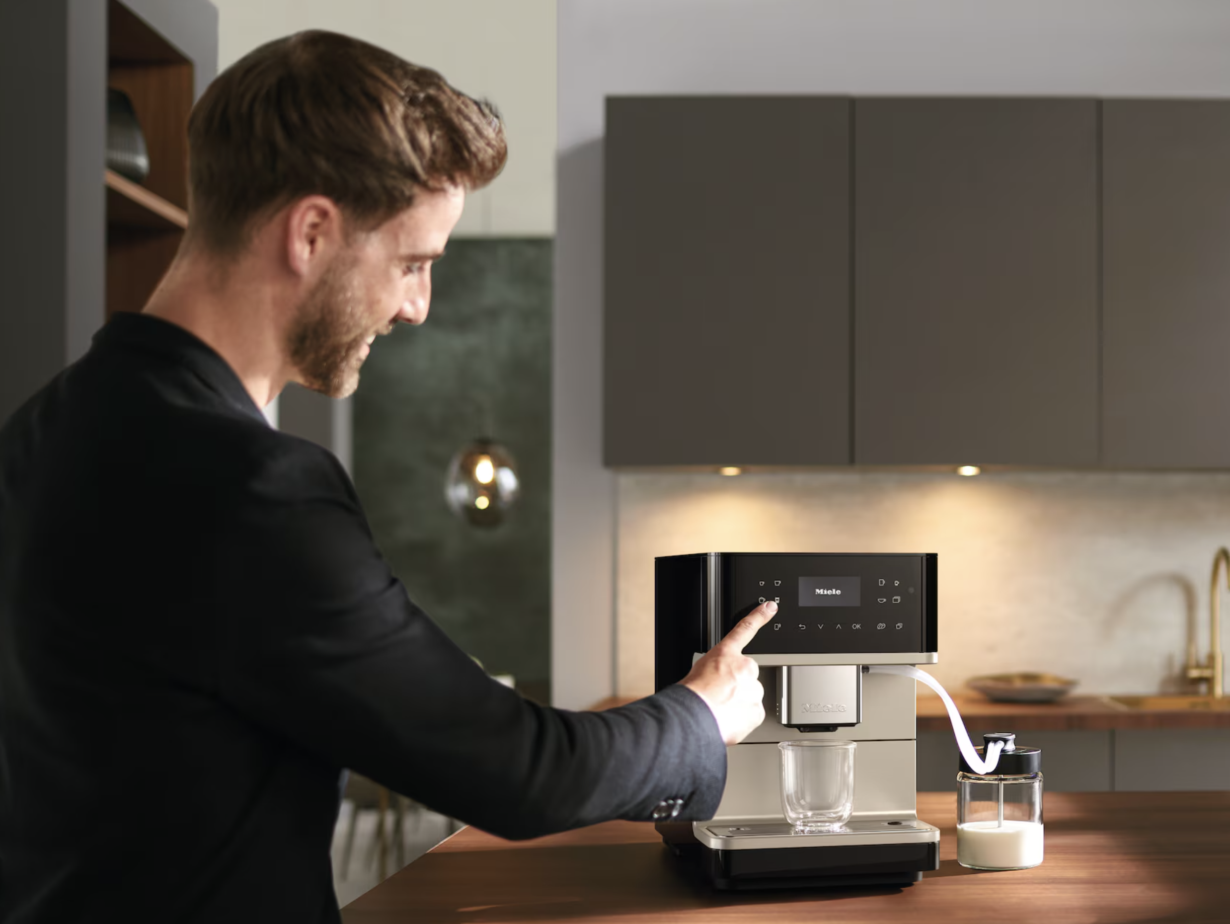 MIELE CM6360MILKPERFECTIONOBCM espresso machine